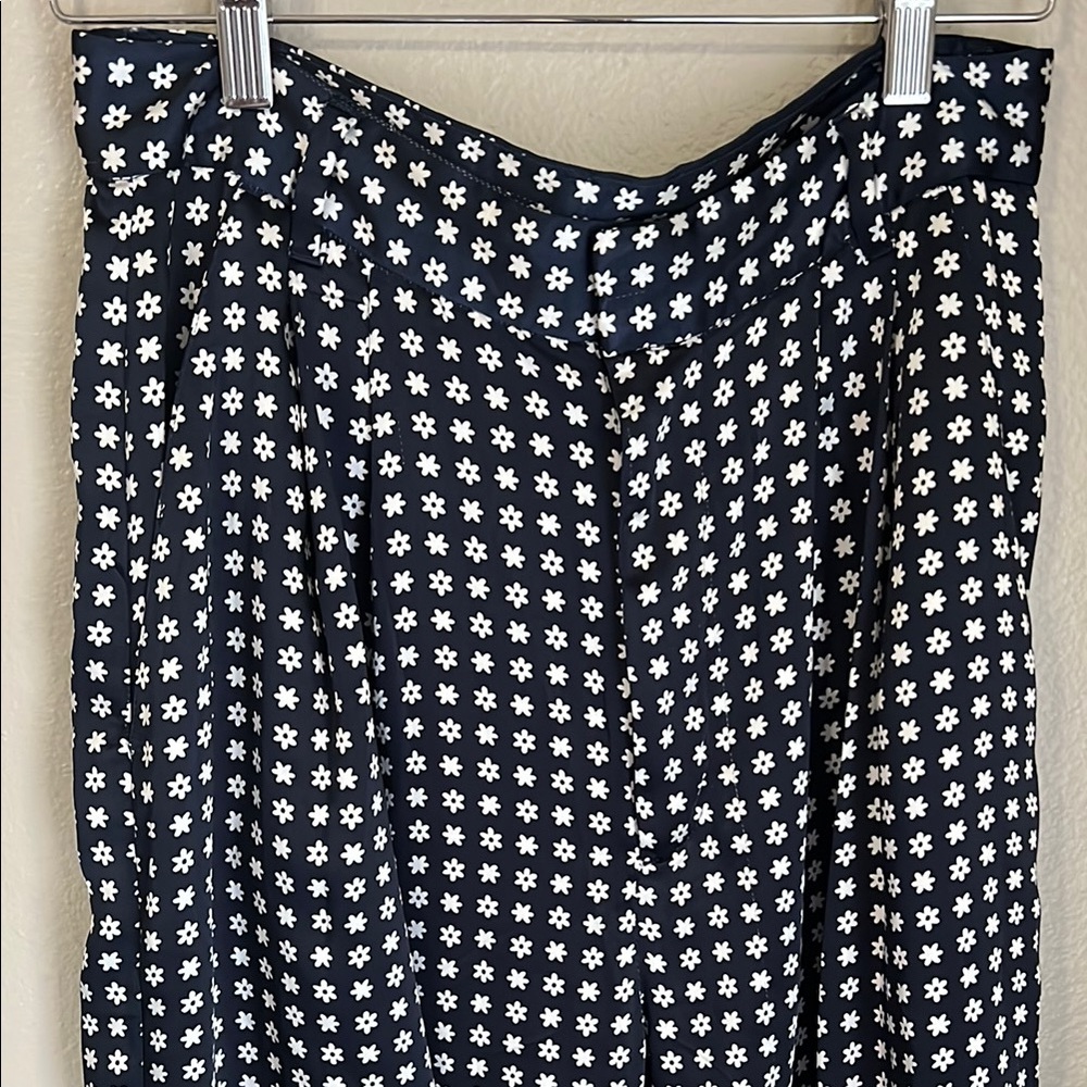 Free Assembly women’s trousers